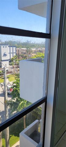 13499 Biscayne Blvd 511, North Miami, FL 33181