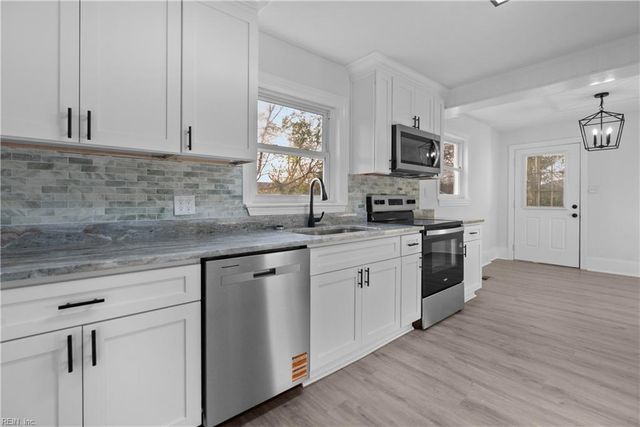 9233 Atwood AVE, Norfolk, VA 23503