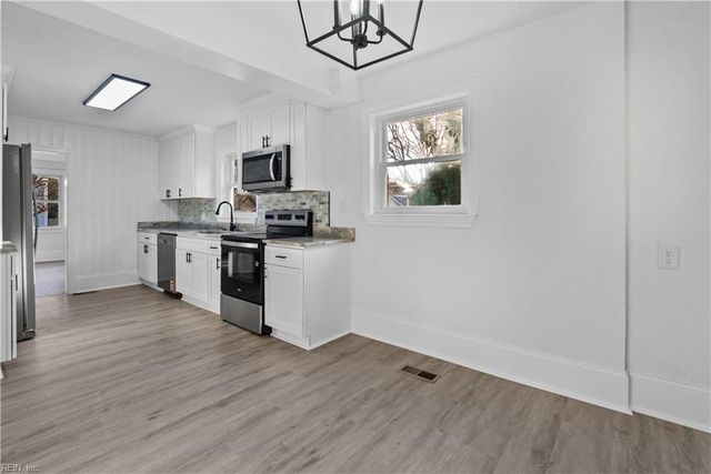 9233 Atwood AVE, Norfolk, VA 23503