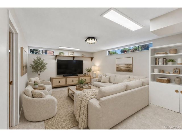 1995 S Poplar St, Denver, CO 80224