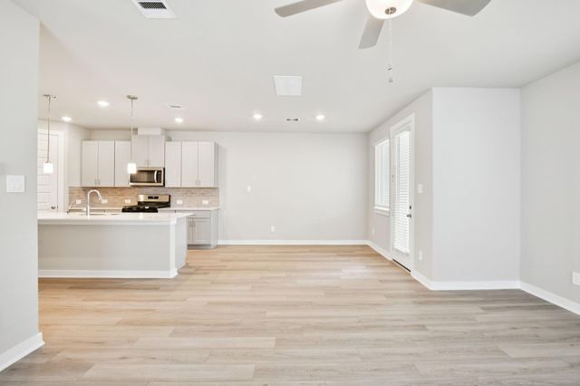 6332 Sapphire Ocean Drive, Houston, TX 77092