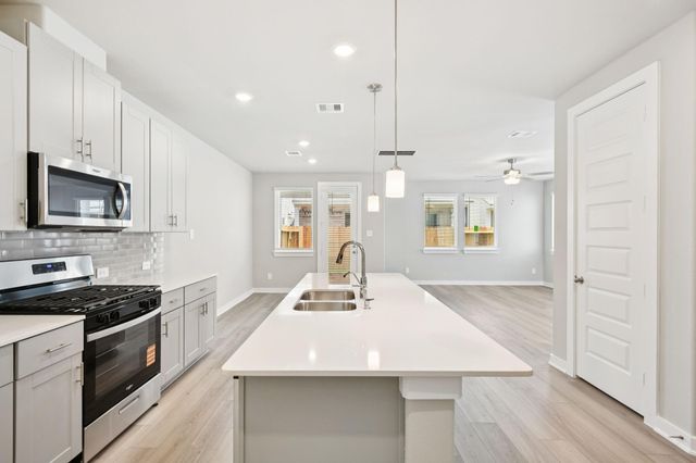 6332 Sapphire Ocean Drive, Houston, TX 77092