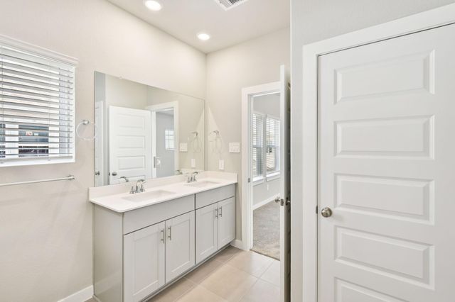 6332 Sapphire Ocean Drive, Houston, TX 77092