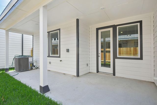 6332 Sapphire Ocean Drive, Houston, TX 77092