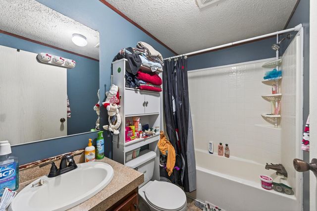 7433 West Circle NE, Fridley, MN 55432