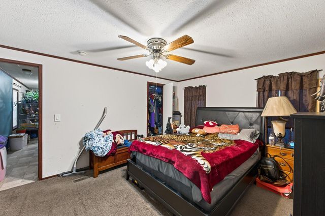 7433 West Circle NE, Fridley, MN 55432