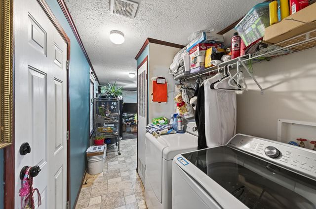 7433 West Circle NE, Fridley, MN 55432