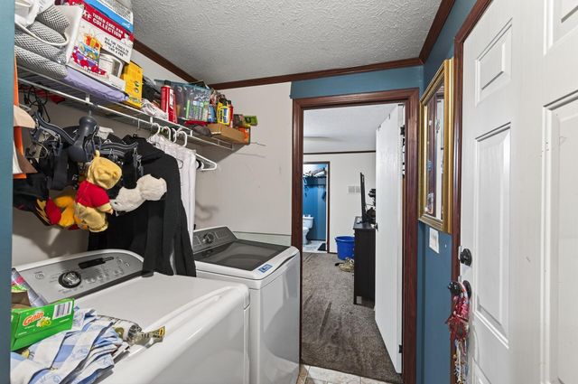 7433 West Circle NE, Fridley, MN 55432