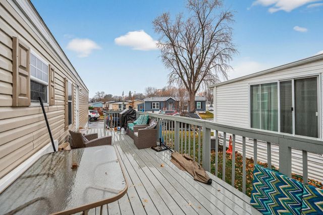 7433 West Circle NE, Fridley, MN 55432