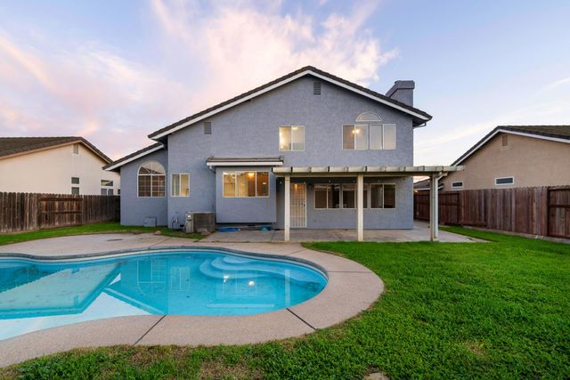 973 Stenton Way, Galt, CA 95632