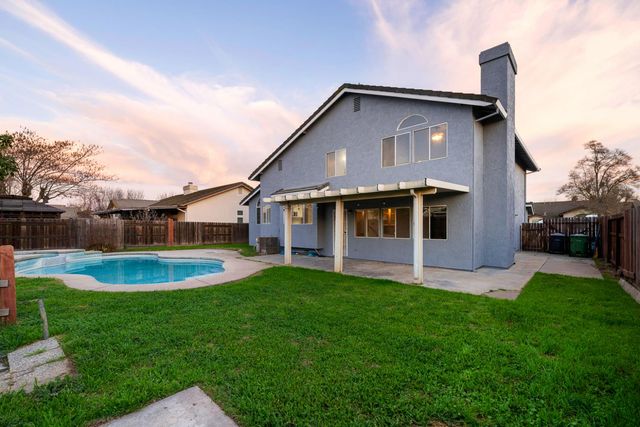 973 Stenton Way, Galt, CA 95632