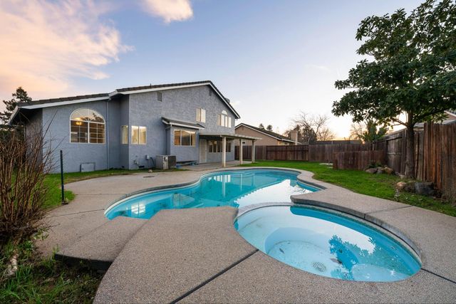 973 Stenton Way, Galt, CA 95632