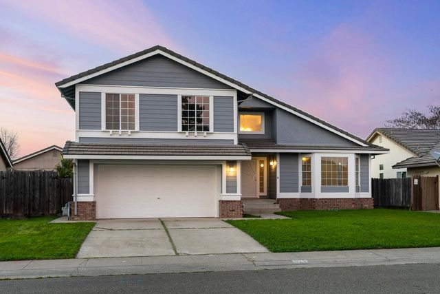 973 Stenton Way, Galt, CA 95632