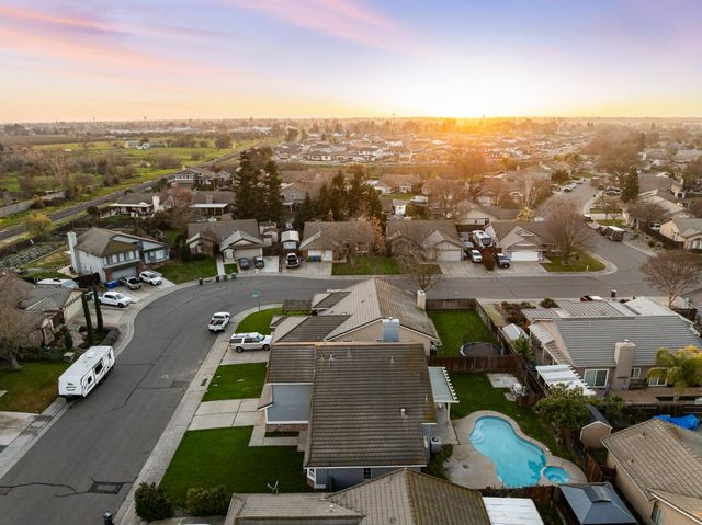 973 Stenton Way, Galt, CA 95632