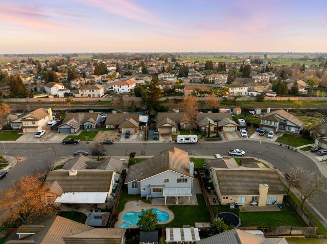 973 Stenton Way, Galt, CA 95632