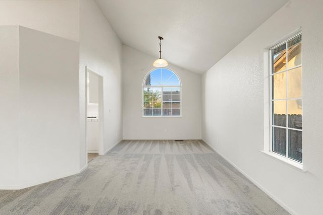 973 Stenton Way, Galt, CA 95632