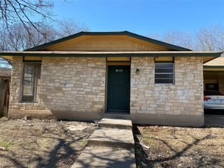 5202 Bogey CT A, Austin, TX 78744
