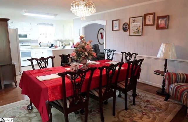 500 W Rutherford Street, Landrum, SC 29356