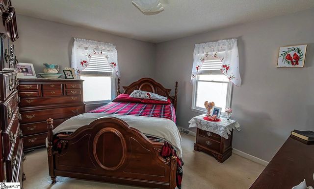 500 W Rutherford Street, Landrum, SC 29356