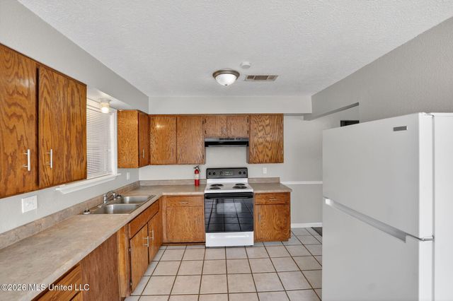 169 Thousand Oaks Circle, Jackson, MS 39212