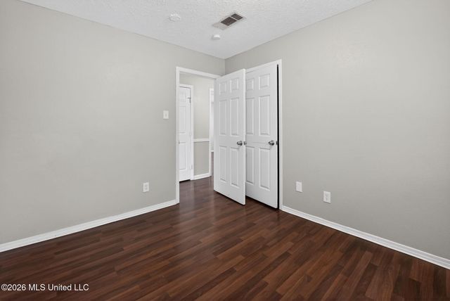 169 Thousand Oaks Circle, Jackson, MS 39212