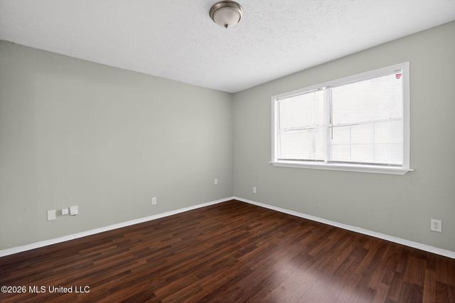 169 Thousand Oaks Circle, Jackson, MS 39212