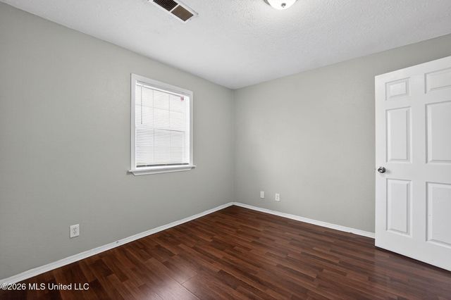 169 Thousand Oaks Circle, Jackson, MS 39212