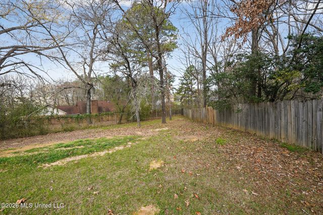 169 Thousand Oaks Circle, Jackson, MS 39212