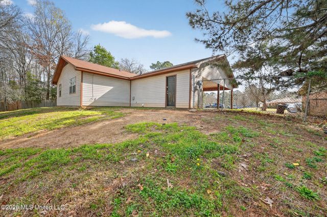 169 Thousand Oaks Circle, Jackson, MS 39212