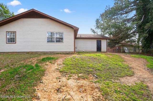 169 Thousand Oaks Circle, Jackson, MS 39212