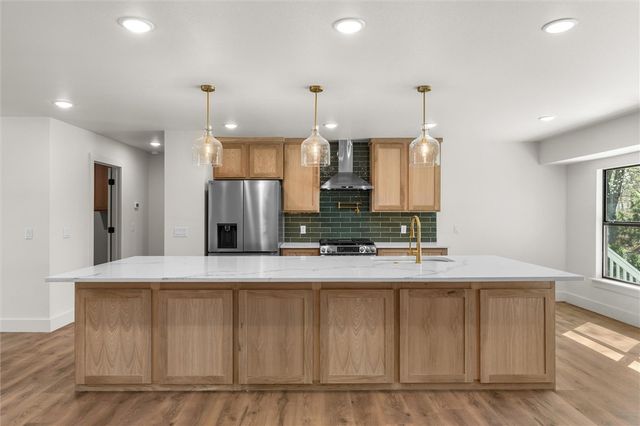 9 Thirsk Lane, Bella Vista, AR 72714