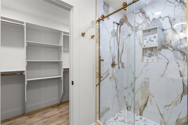 9 Thirsk Lane, Bella Vista, AR 72714