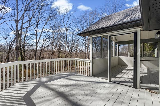 9 Thirsk Lane, Bella Vista, AR 72714