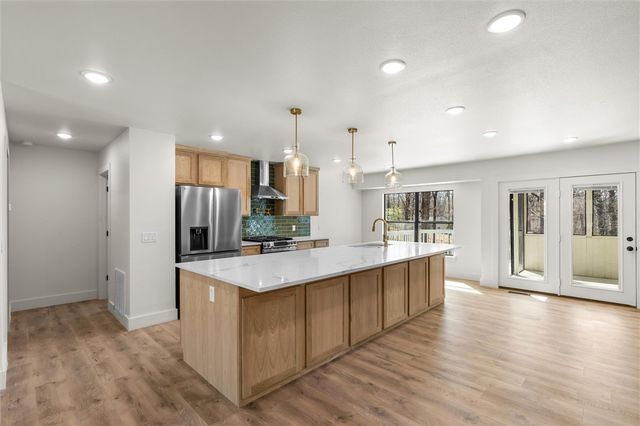 9 Thirsk Lane, Bella Vista, AR 72714