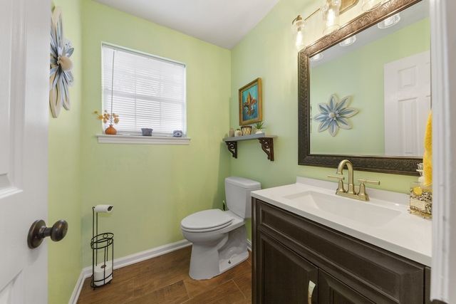 1244 Carriage Park Dr, Franklin, TN 37064