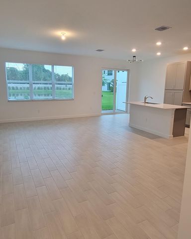 4946 Navali Drive, Lake Worth, FL 33467