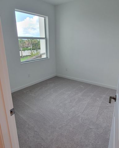 4946 Navali Drive, Lake Worth, FL 33467