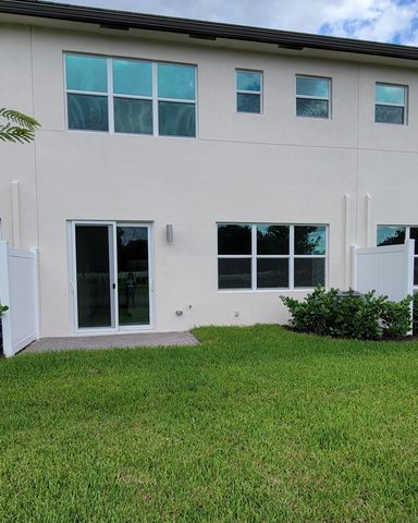 4946 Navali Drive, Lake Worth, FL 33467