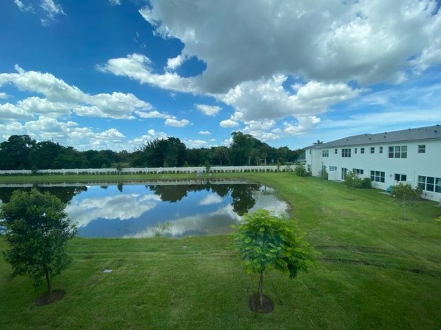 4946 Navali Drive, Lake Worth, FL 33467