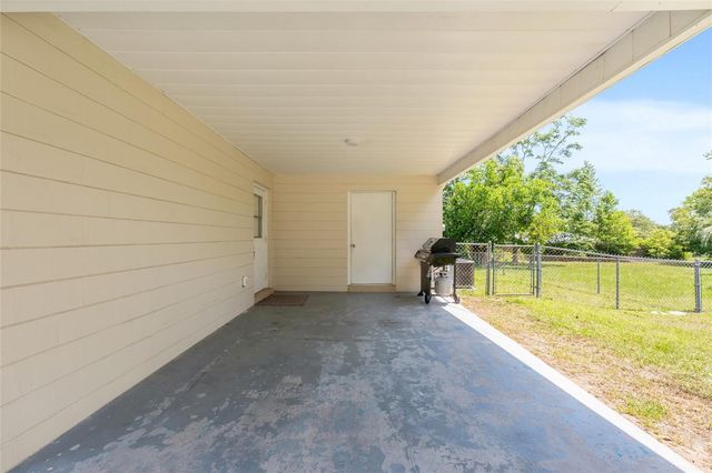 21545 SW HONEYSUCKLE STREET, Dunnellon, FL 34431