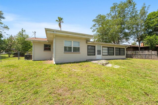 21545 SW HONEYSUCKLE STREET, Dunnellon, FL 34431