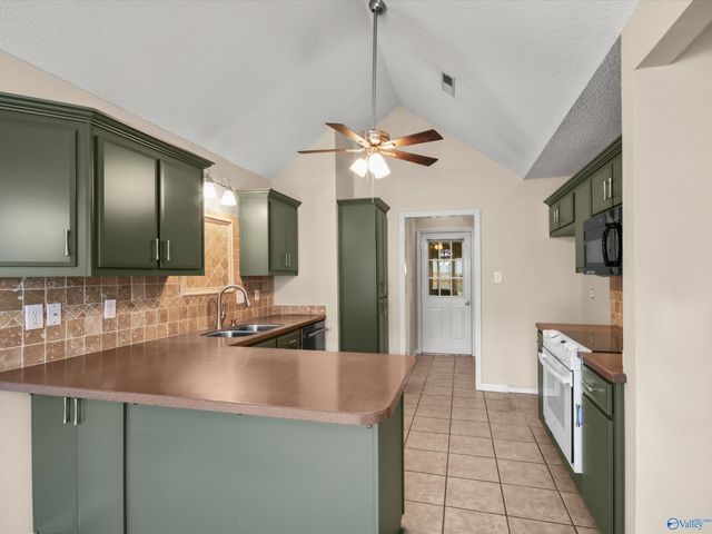 2409 Galahad Drive SW, Decatur, AL 35603
