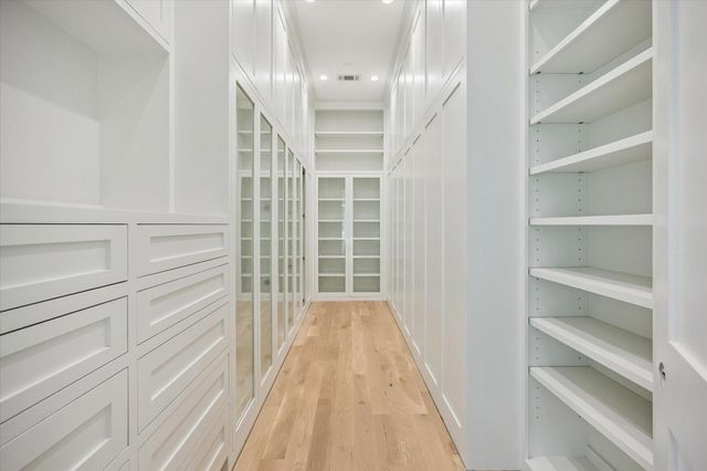 6011 Stones Throw Road, Houston, TX 77057