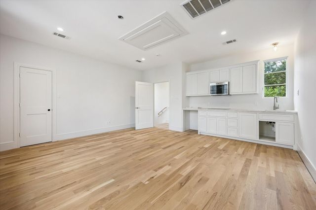 6011 Stones Throw Road, Houston, TX 77057