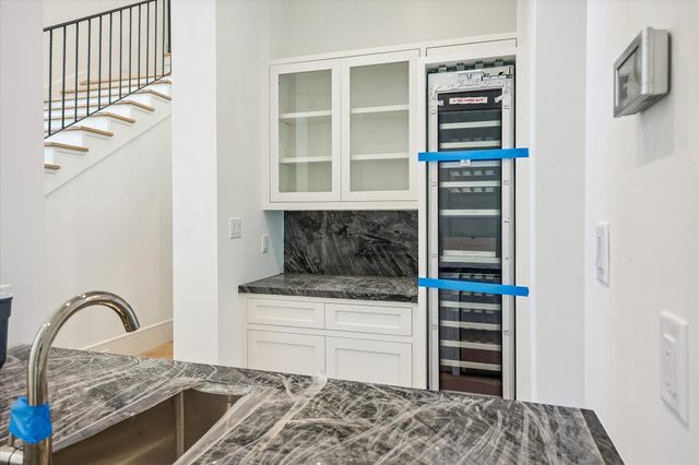 6011 Stones Throw Road, Houston, TX 77057