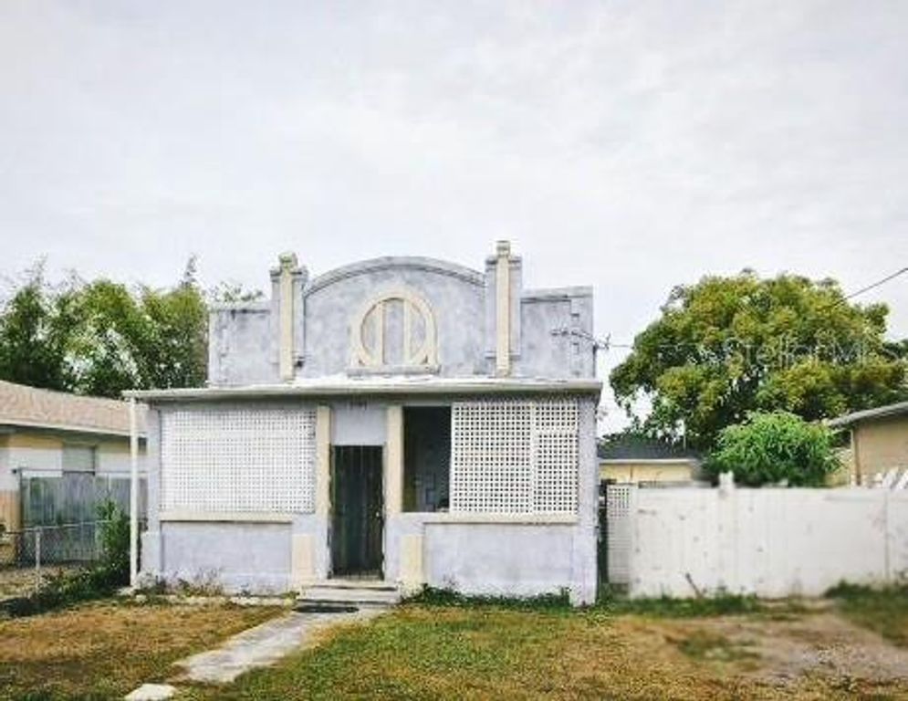 2737 W GREEN STREET, Tampa, FL 33607