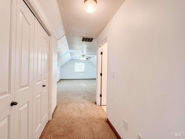 5231 N Morninggale Way, Boise, ID 83713