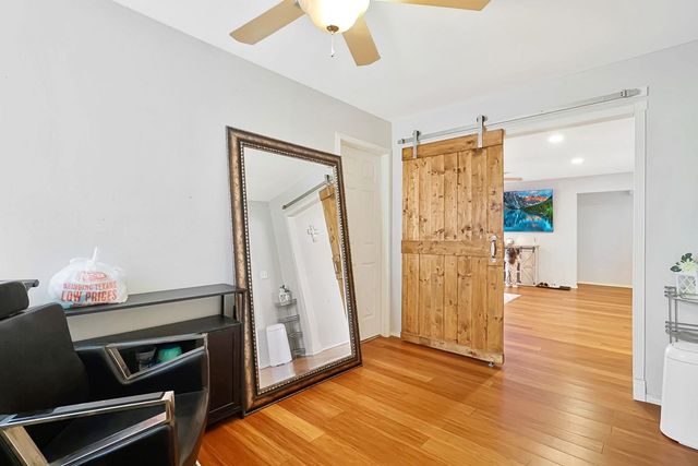 705 NW 4th St, Andrews, TX 79714