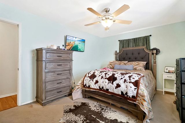 705 NW 4th St, Andrews, TX 79714