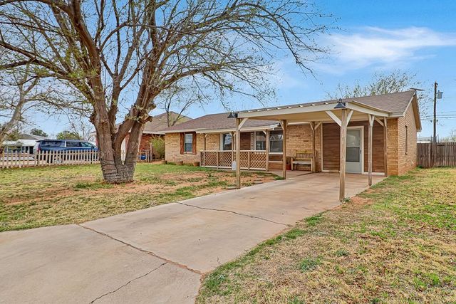 705 NW 4th St, Andrews, TX 79714